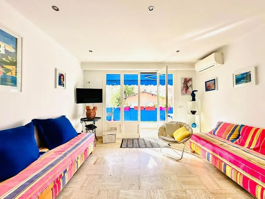 Le Piccasso - Terrasse - Cannes Centre - Classe 3*
