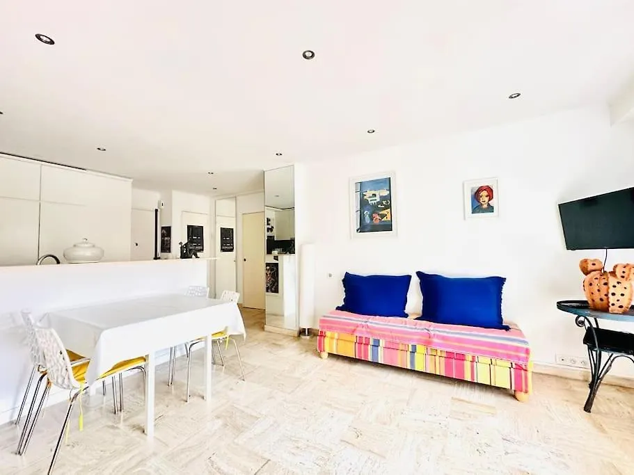 Le Piccasso - Terrasse - Cannes Centre - Classe 3*